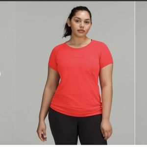 Lululemon Swiftly Tech Short Sleeve shirt